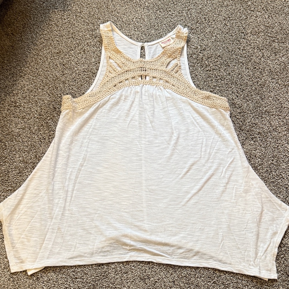 Women's Cream Sleeveless Top